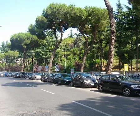 Gregorius Close To St. Peter's Bed & Breakfast Rome